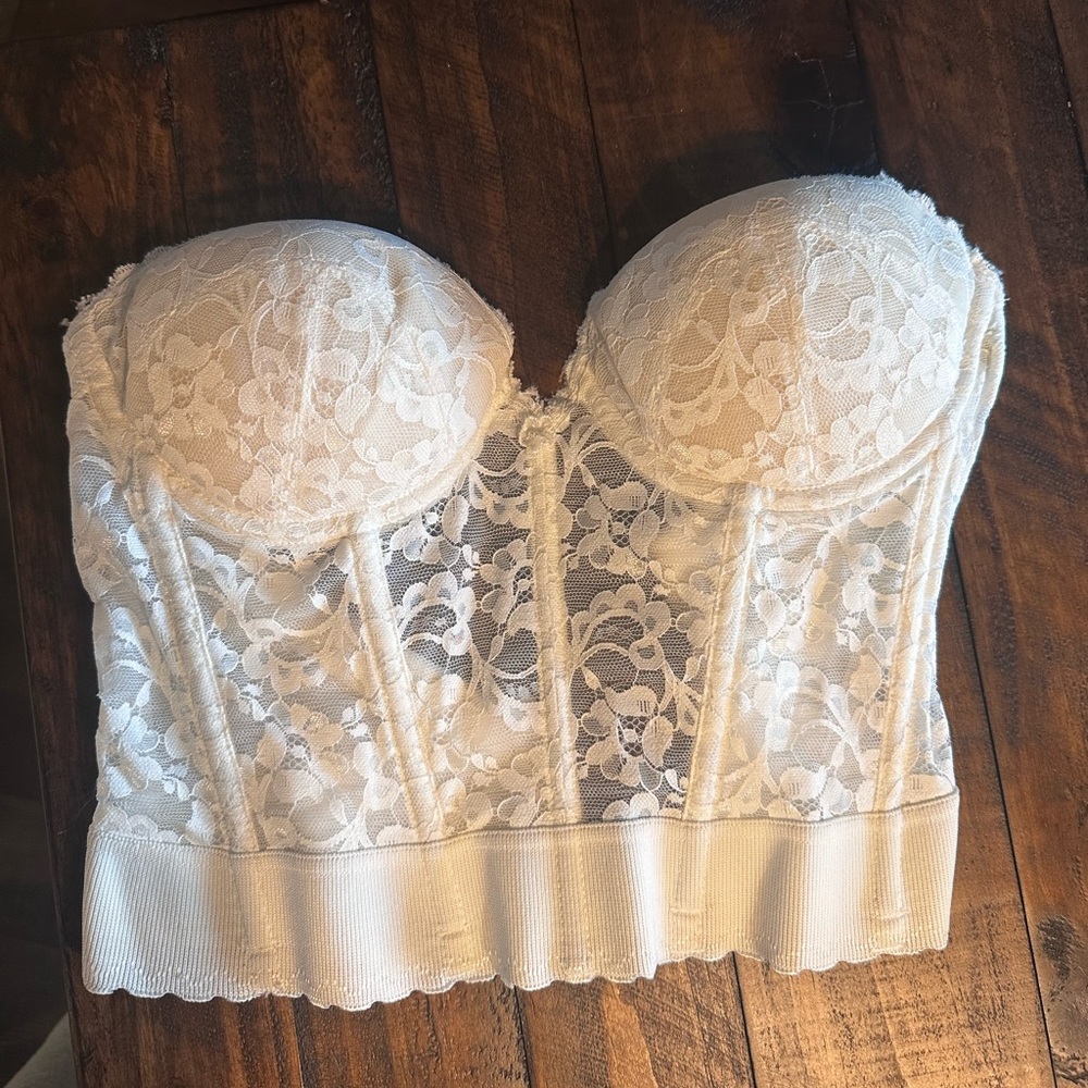 Vintage Cream Fredrick’s Hollywood Lace Underwire Boned Bustier Bra Corset 36B